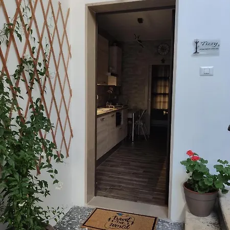 Bed & Breakfast Tizzy &